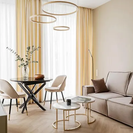 Cozy Urban Retreat For Two Burgas